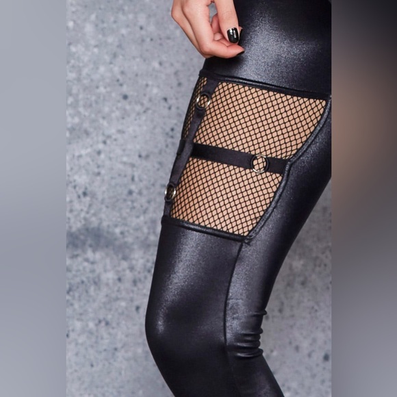 Blackmilk - XL - A HEX ON YOU LEGGINGS - LIMITED - Picture 4 of 9